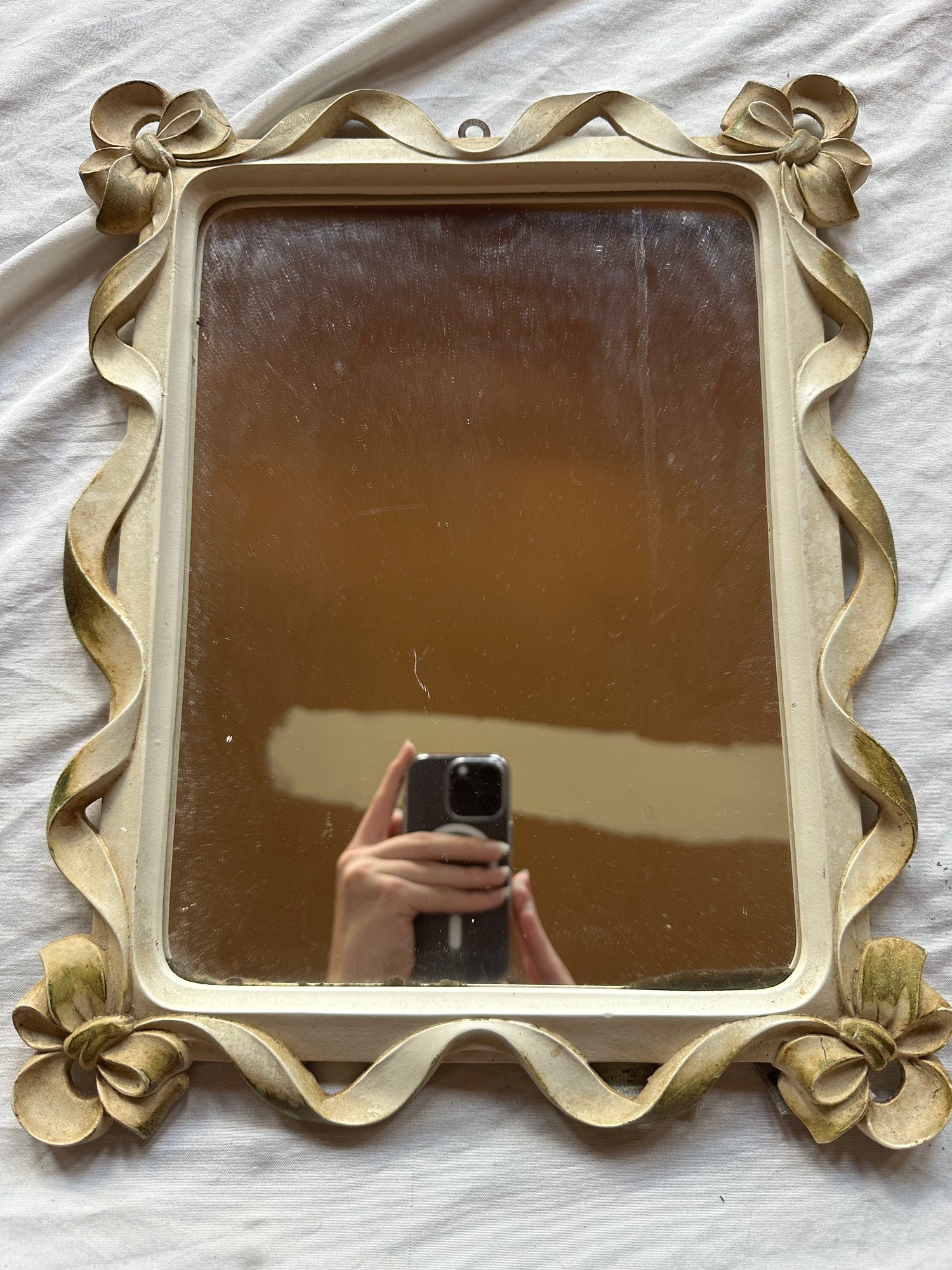 Home, Mirror, Mirror in frame, Front view