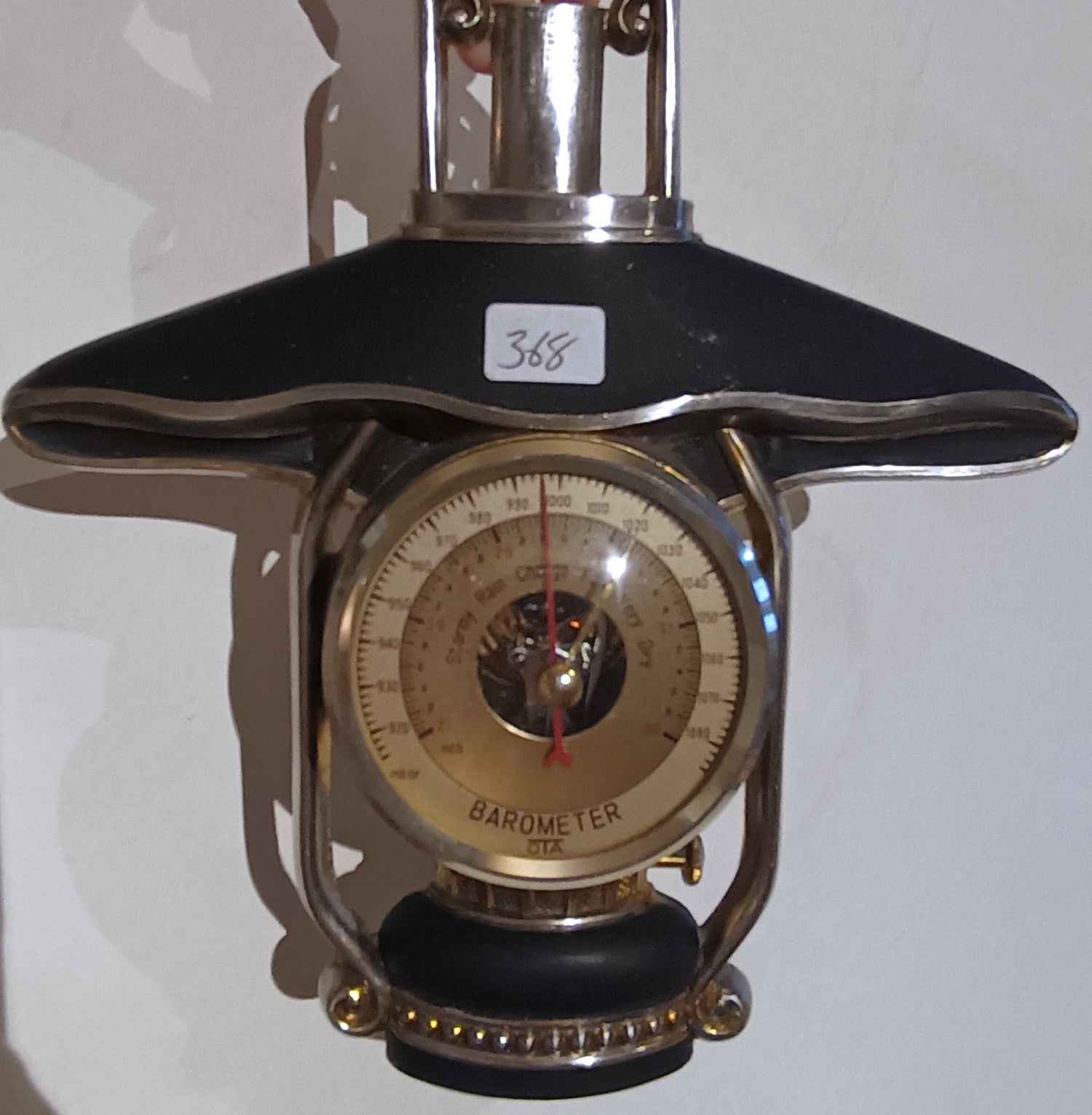 Barometer, Tool, Metall wall barometer, Front view