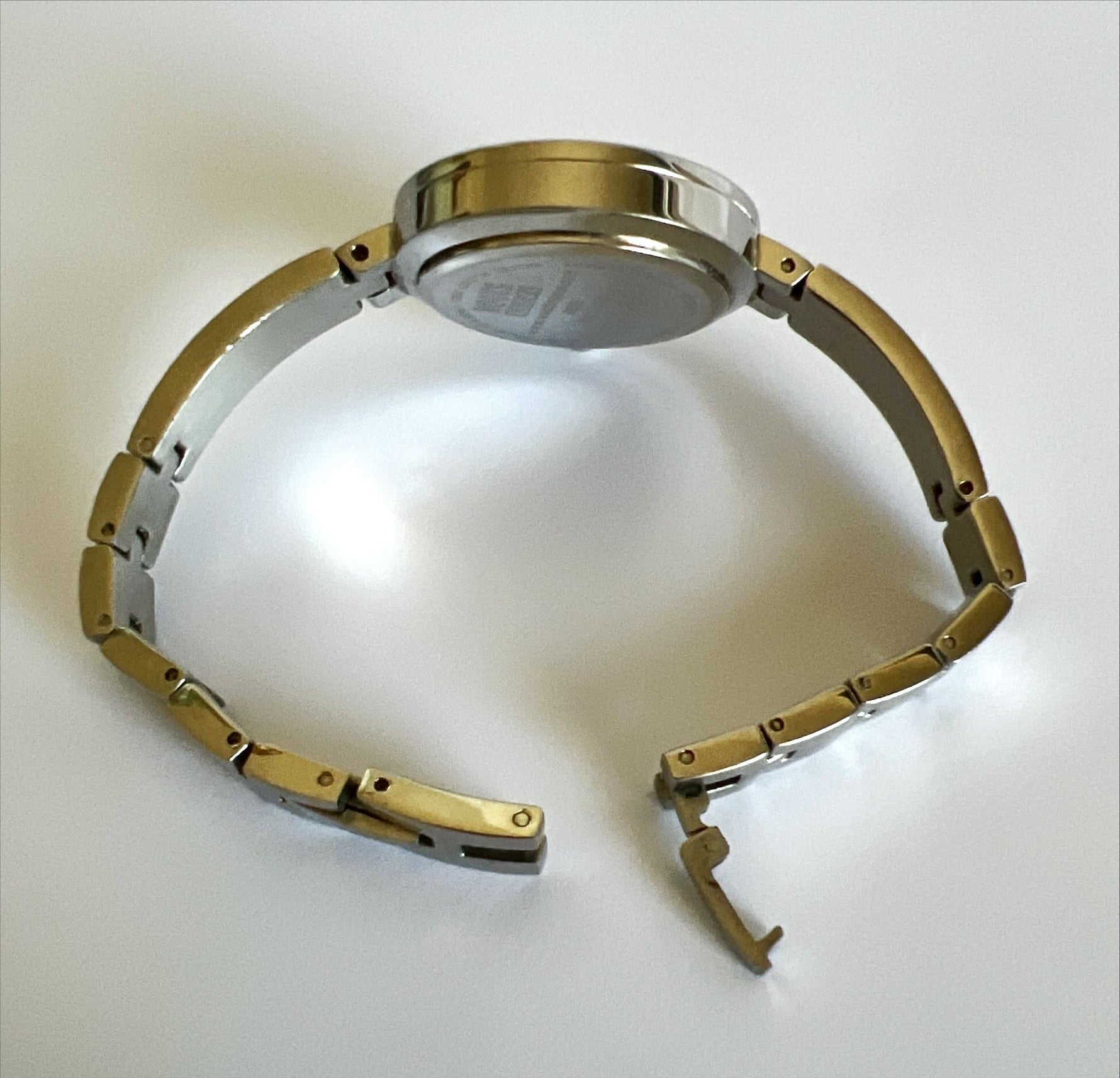 Accessory, Watch Roots, Back view