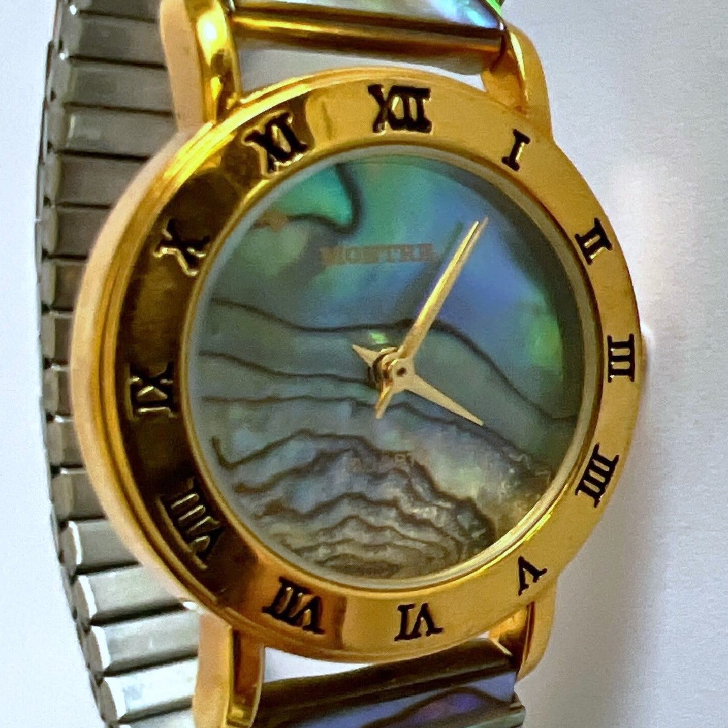 Accessory, Watch Montre, Cover view