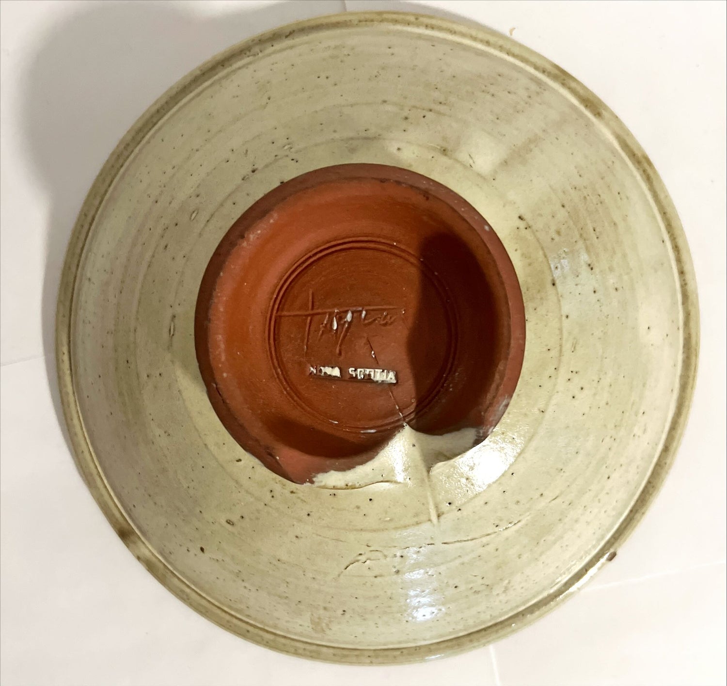 Craft work, Pottery, Material: Clay, Dave Taylor, Bottom view