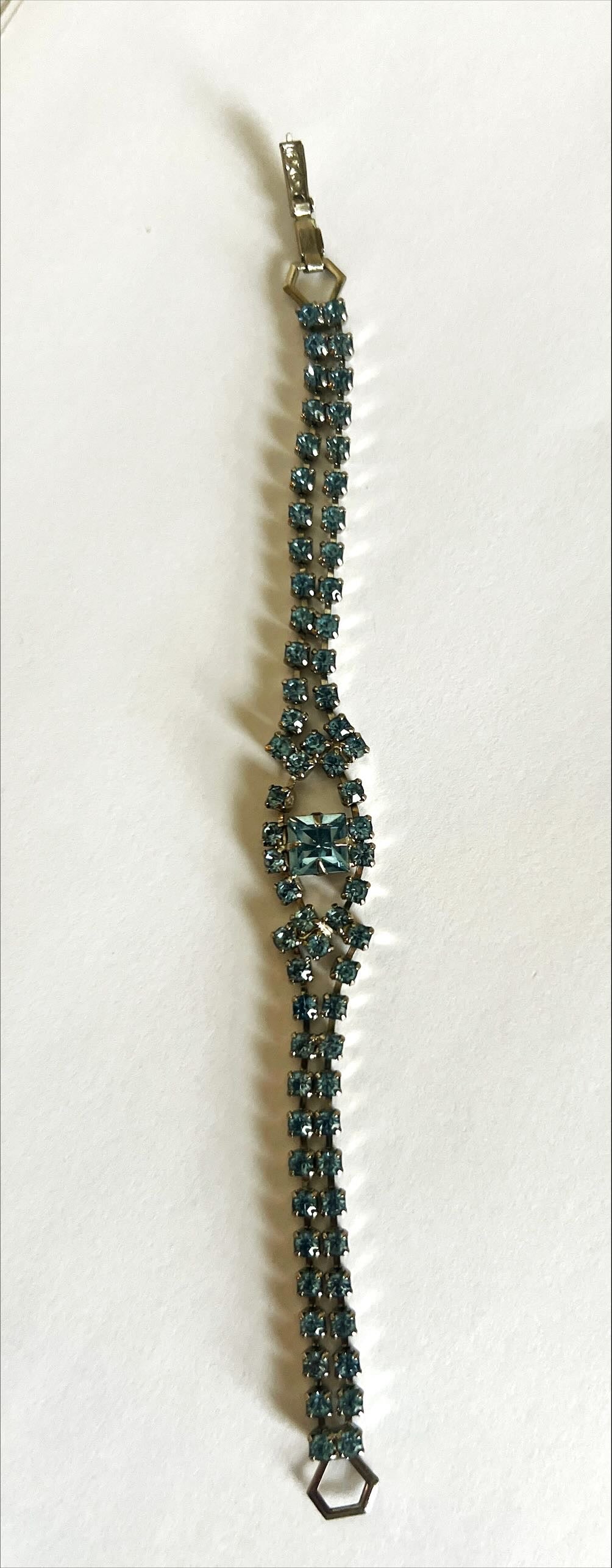 Accessory, Bracelet La-Rel, Front view