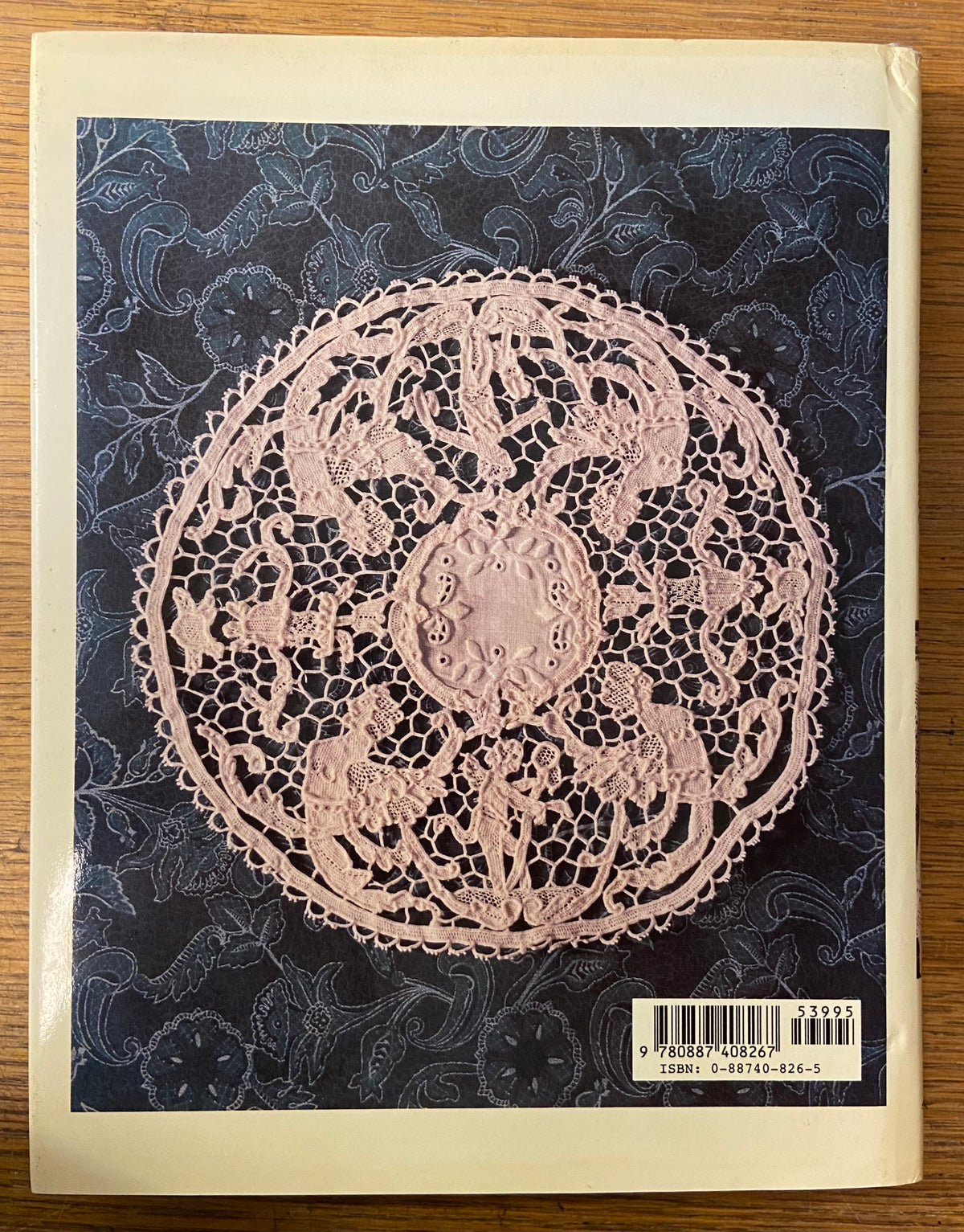 Book, Antique, Collectibles, Elizabeth Scofield and Peggy Zalamea, Linens and Lace: A Guide to Identification, care, and Prices of Household Linens, Back view