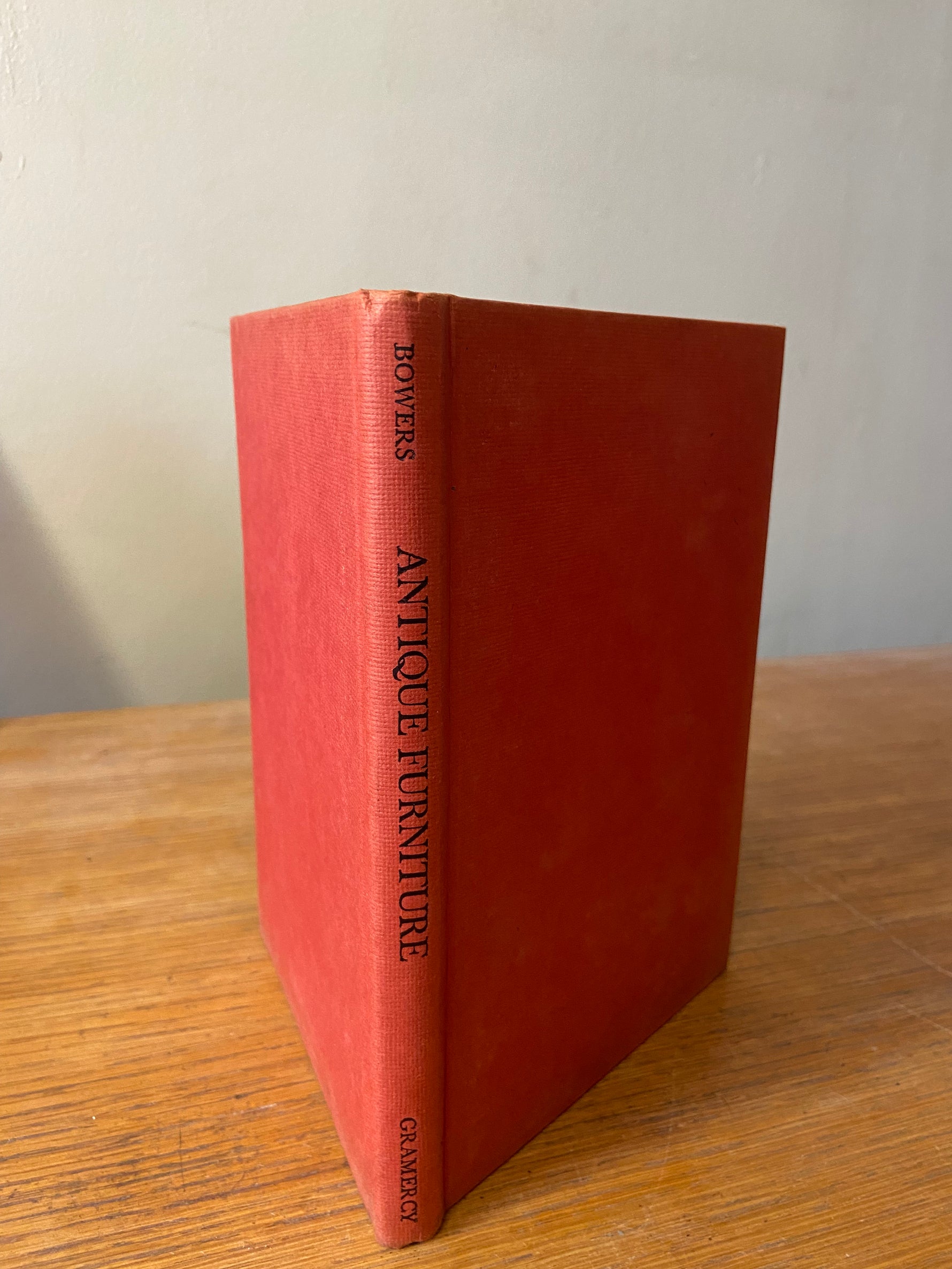 Book, Antique, Collectibles, K.W.M. Browers, Antiques Furniture Explained and Illustrated, 1501-1901, Spine view