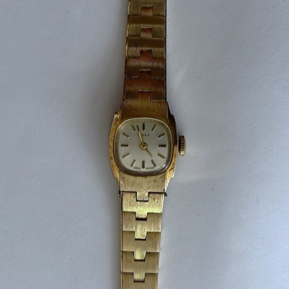 Accessory, Watch , Cover view