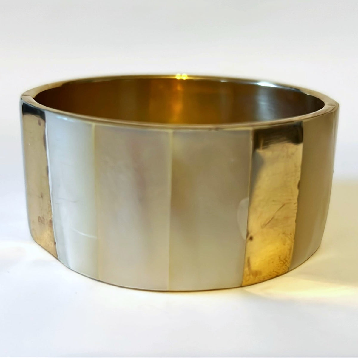 Accessory, Bracelet , Cover view