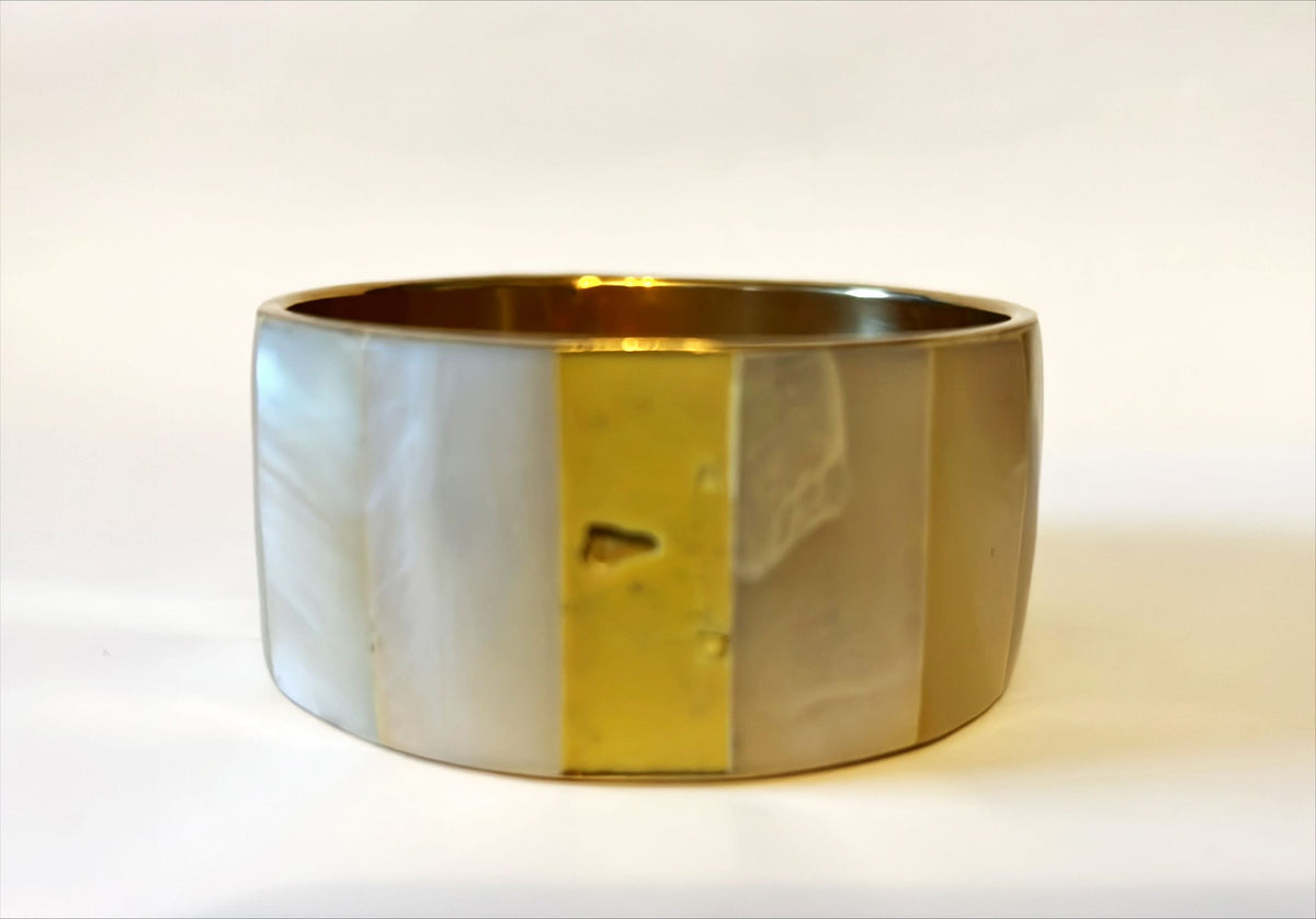 Accessory, Bracelet , Damage view