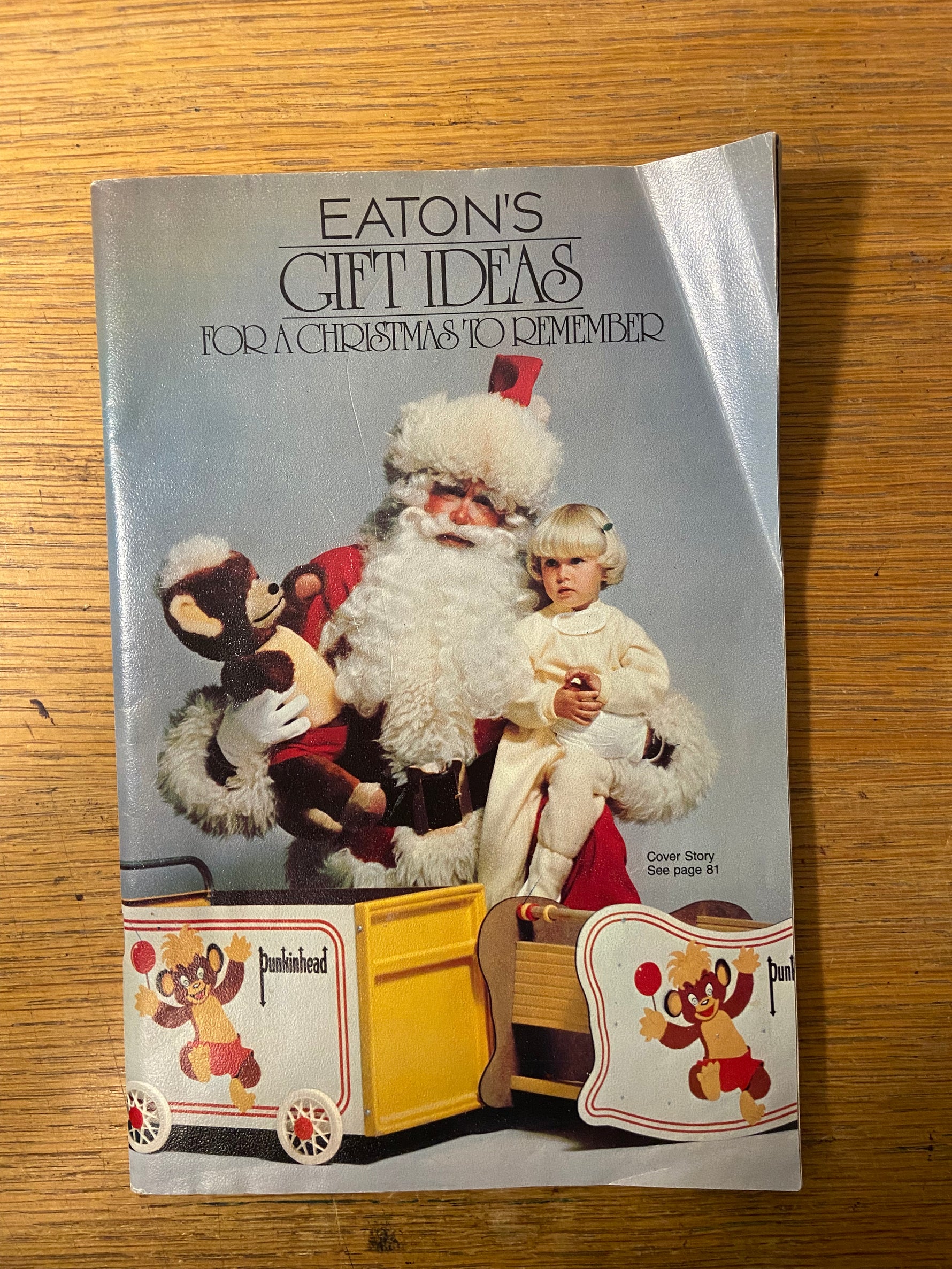 Catalogue/Reference, Fashion, Eaton’s, November 1976 Eaton’s Gift Ideas For A Christmas to Remember, Front view