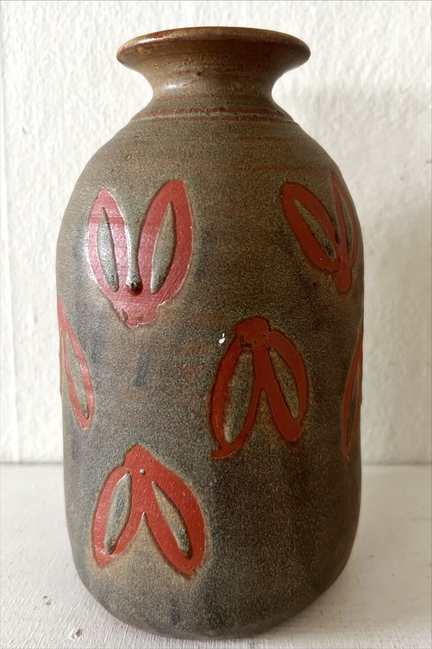 Craft work, Pottery, Material: Clay, Lange, Front view
