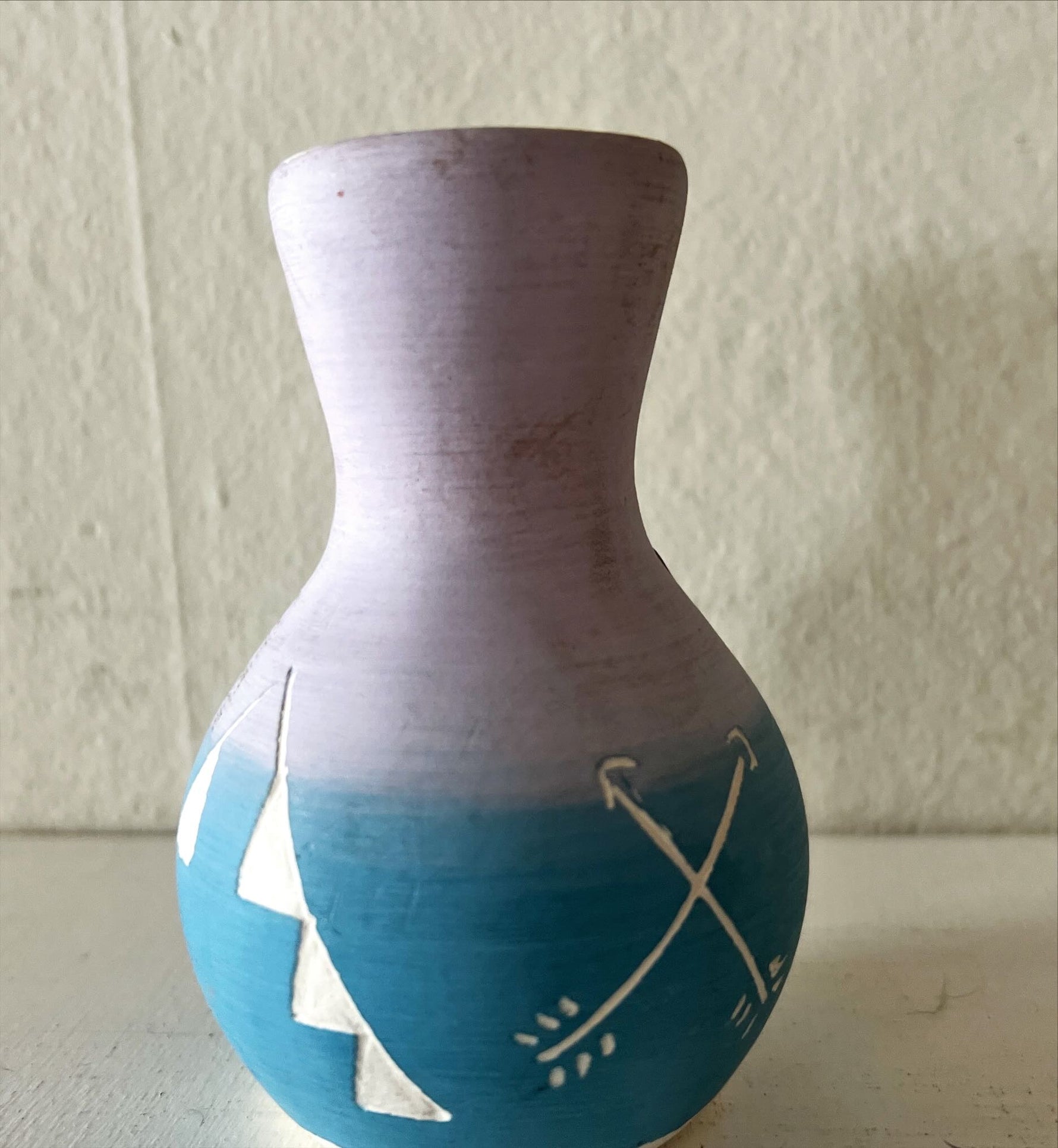 Craft work, Pottery, Material: Clay, PARMELEE, SideA view