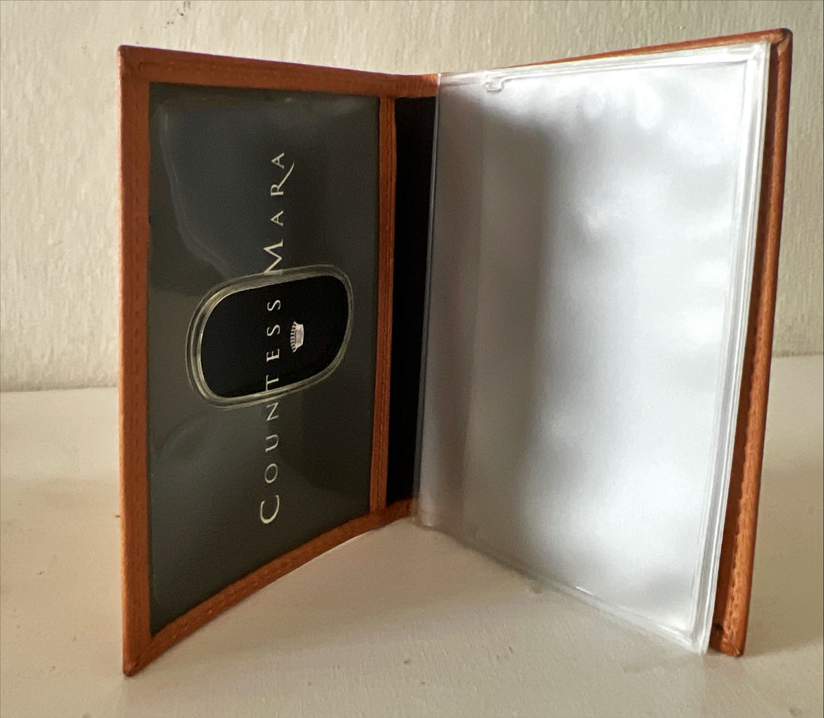 Accessory, Wallet Countess Mara, CardHolder view