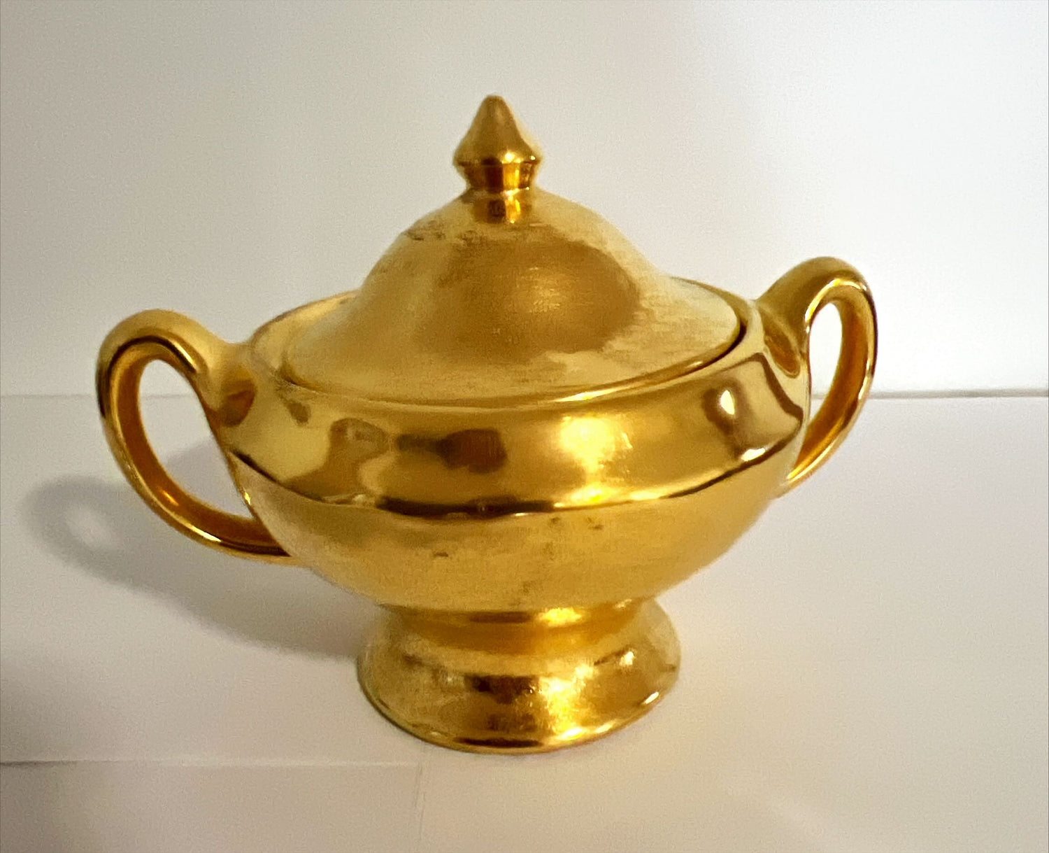 Home, Kitchenware, Vintage Gold Lustre Sugar Bowl, Front view