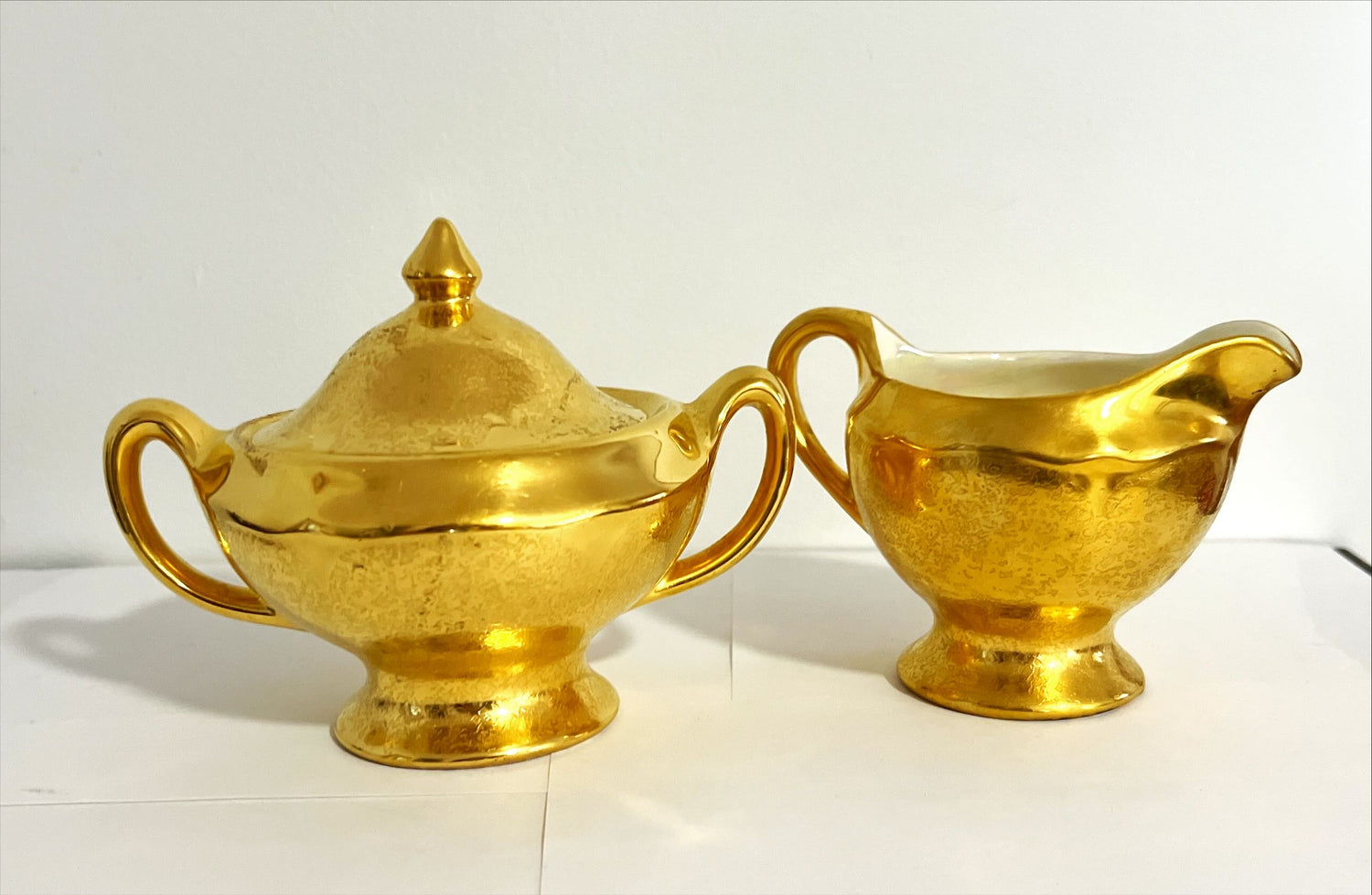 Home, Kitchenware, Vintage Gold Lustre Sugar Bowl, Front view