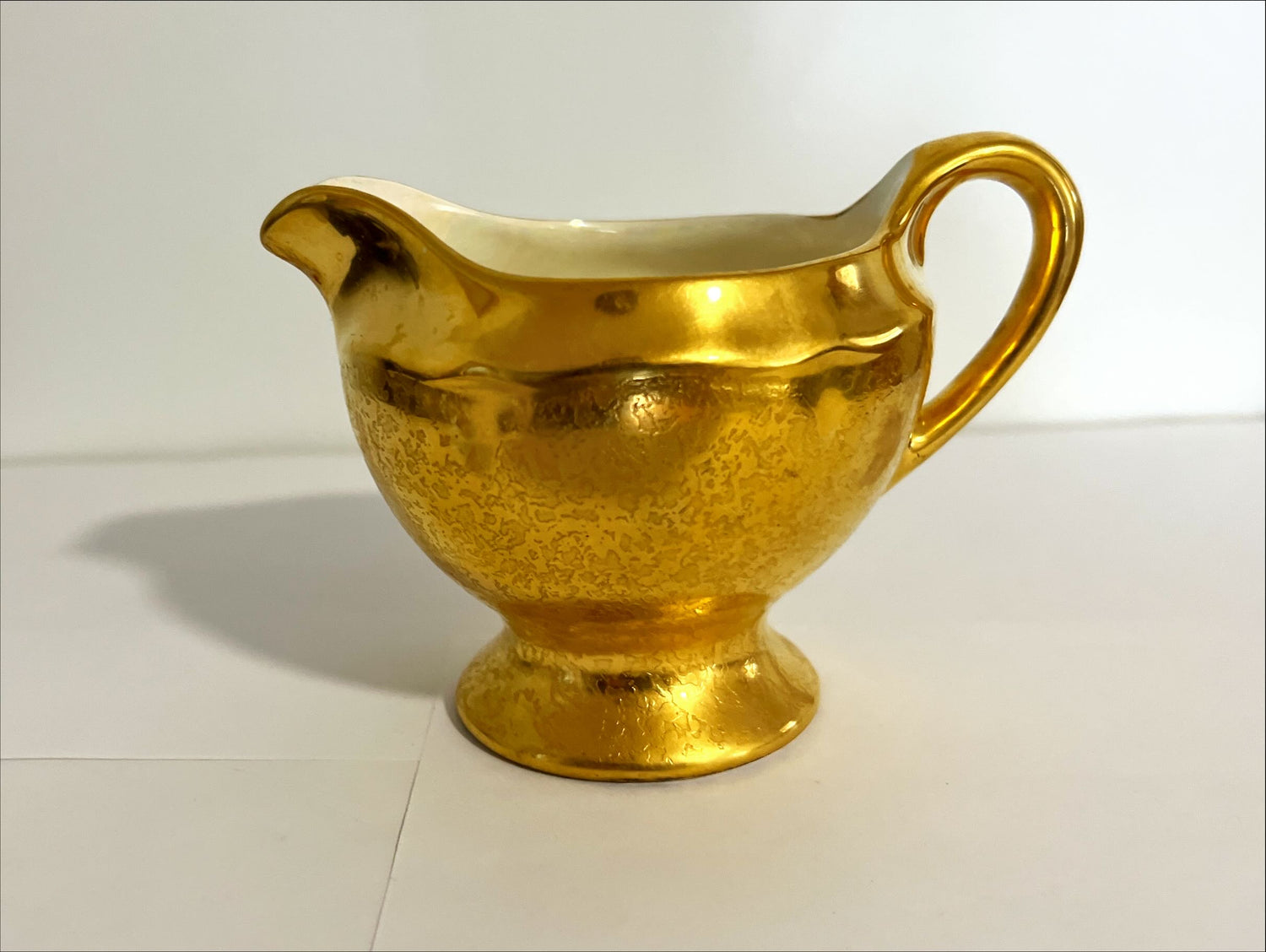 Home, Kitchenware, Vintage Gold Lustre Sugar Bowl, Front view