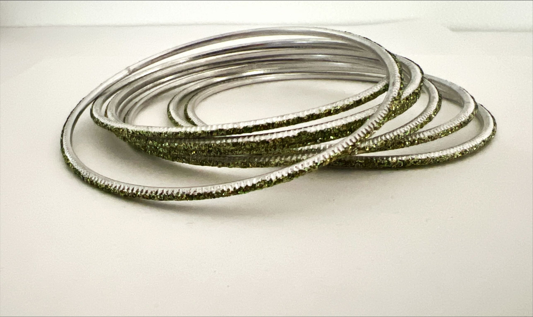 Accessory, Bracelet , Front view