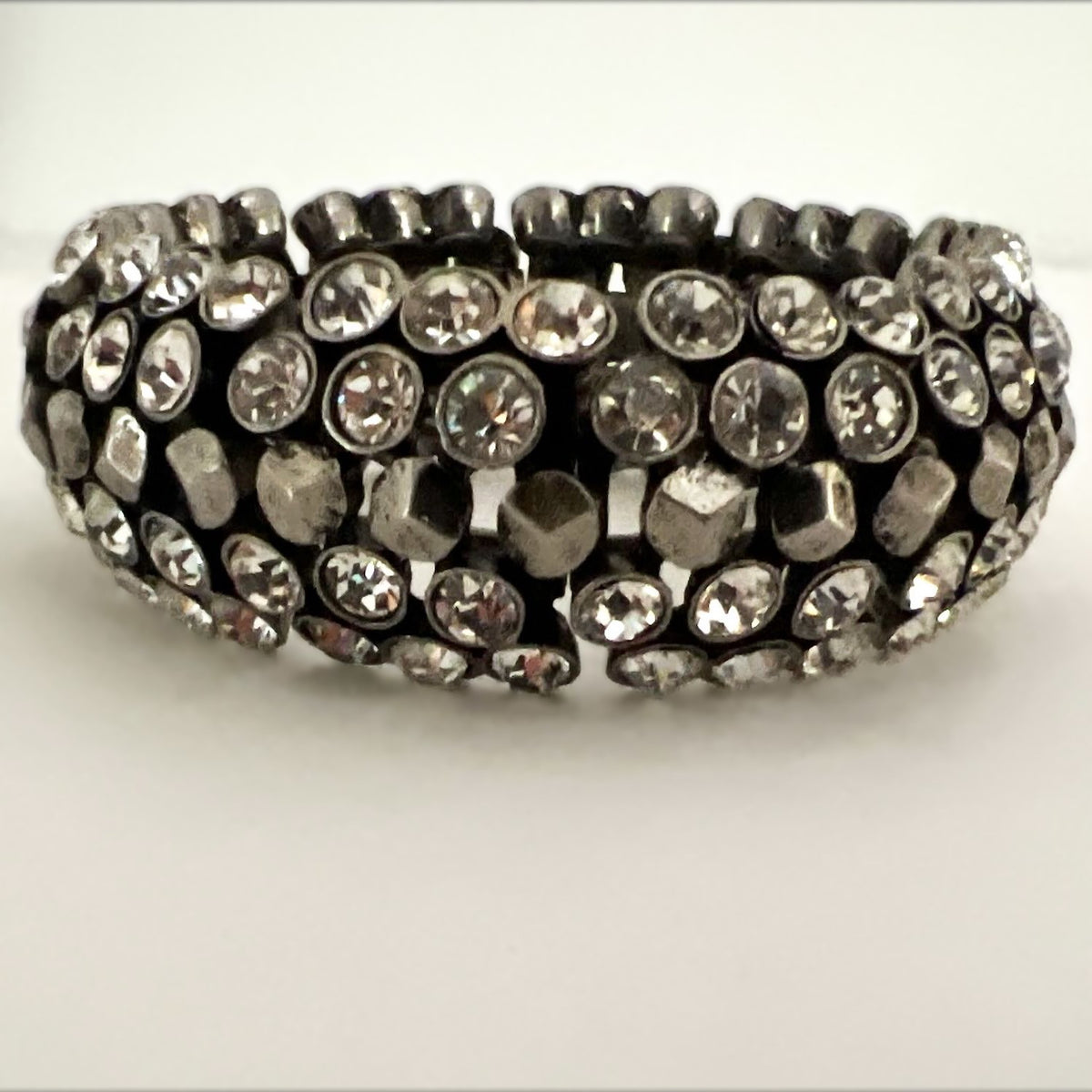 Accessory, Bracelet , Cover view