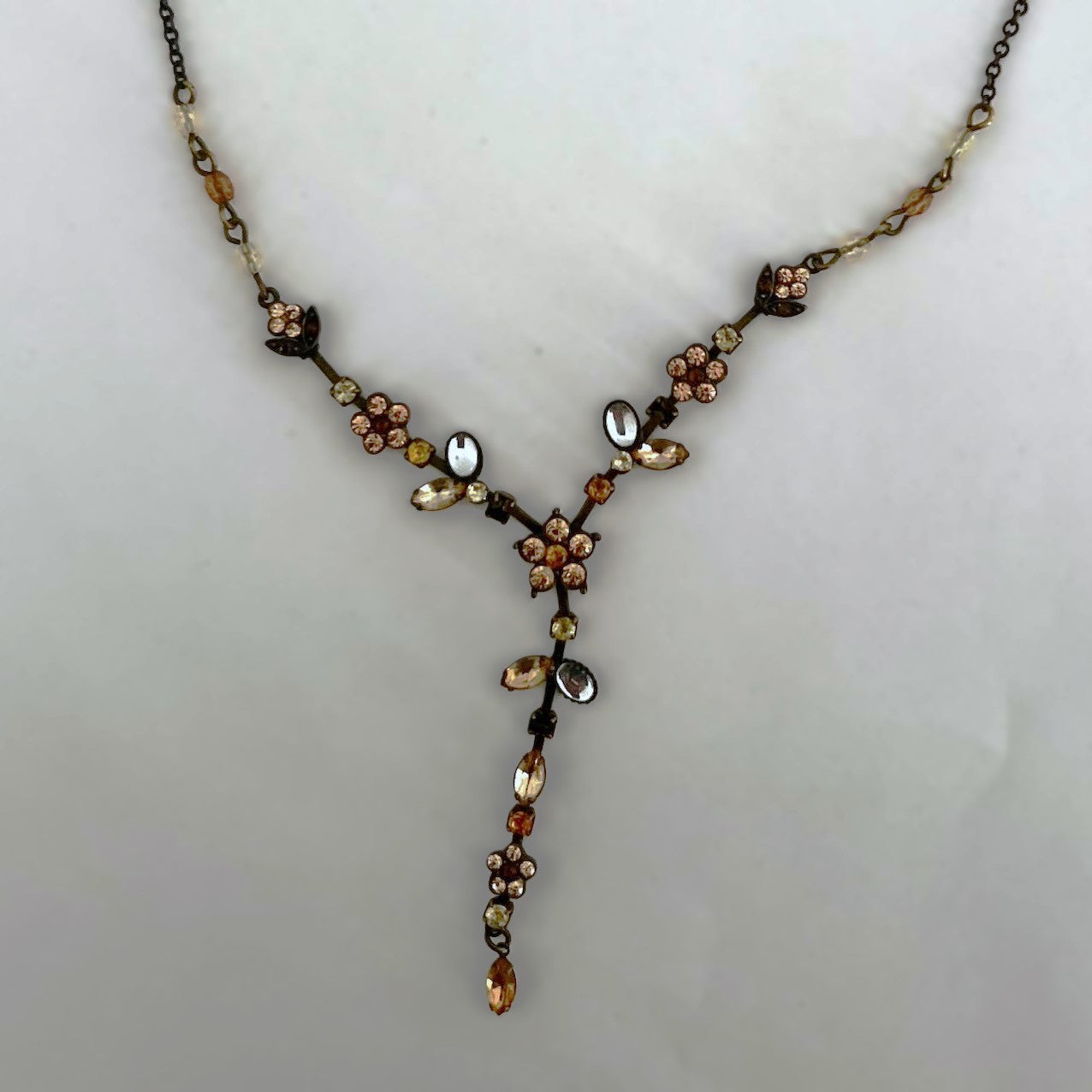 Accessory, Necklace , Cover view