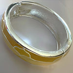 Accessory, Bracelet , Cover view