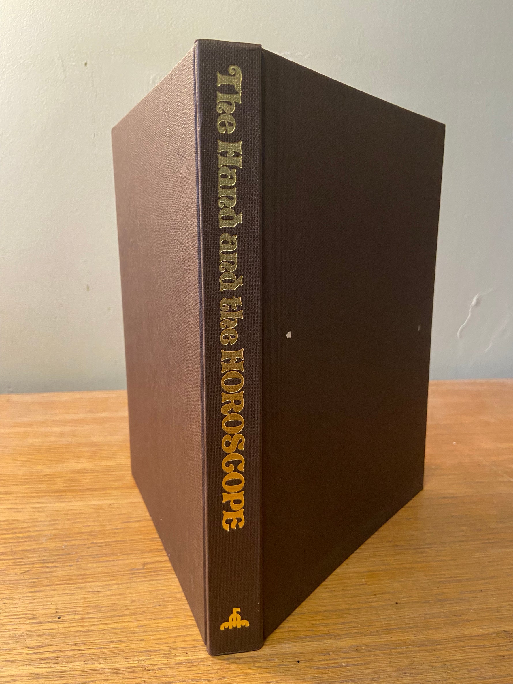 Book, Astrology, Other, Fred Greetings, The Hand and the Horoscope, Spine view