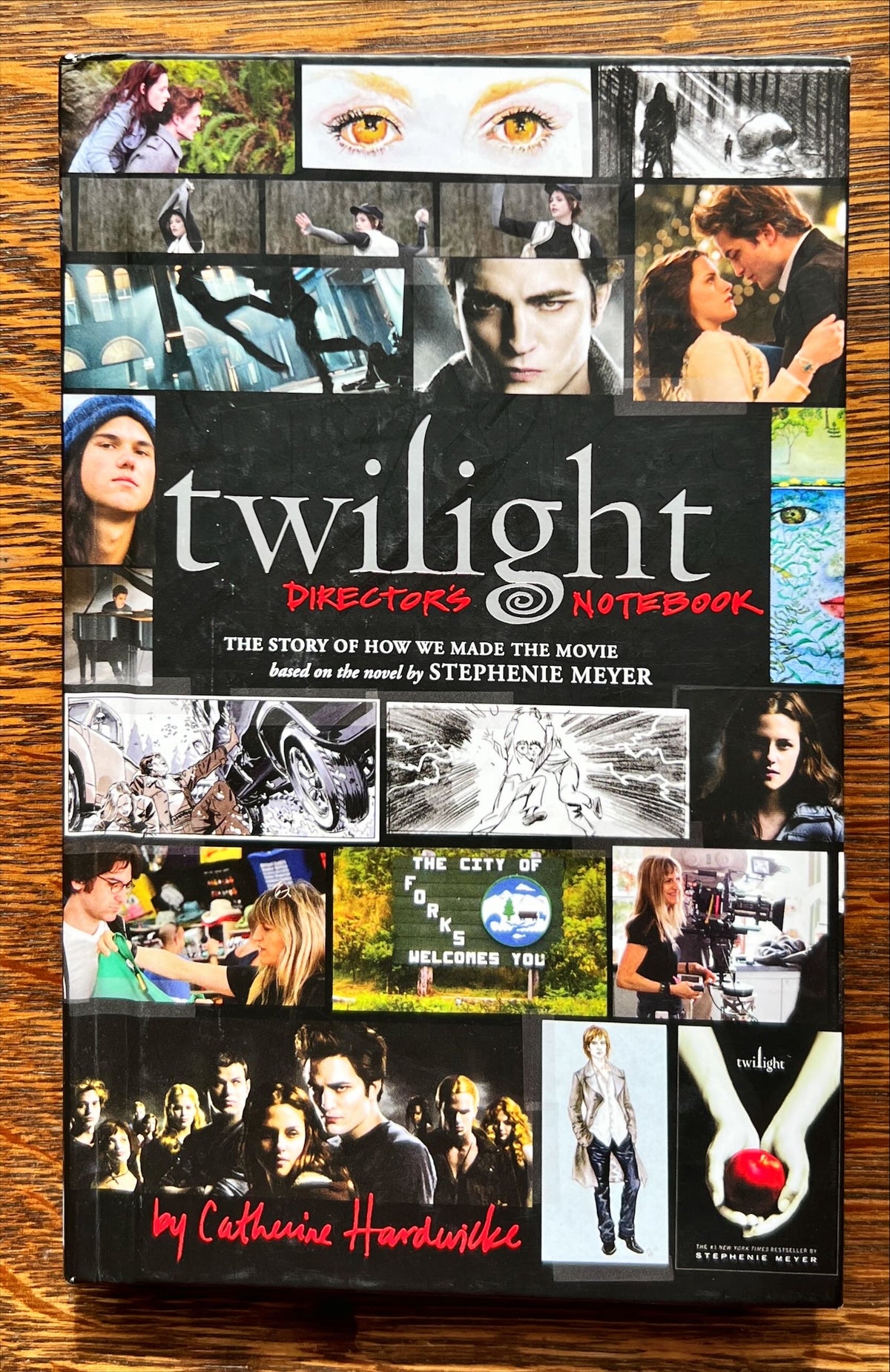 Book, Film, TV, Catherine Hardwicke, Twilight: Director’s Notebook: The Story of How We Made the Movie, Front view