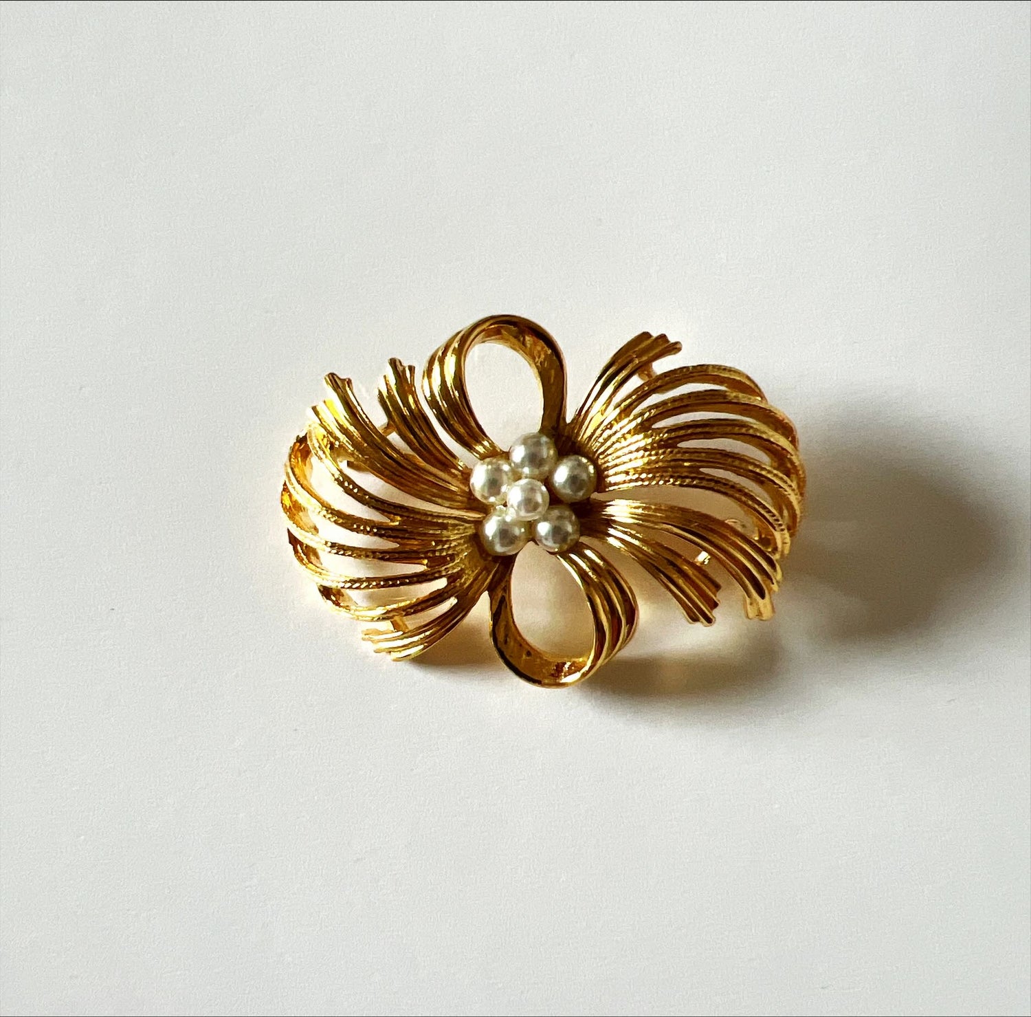 Accessory, Brooch , Front view