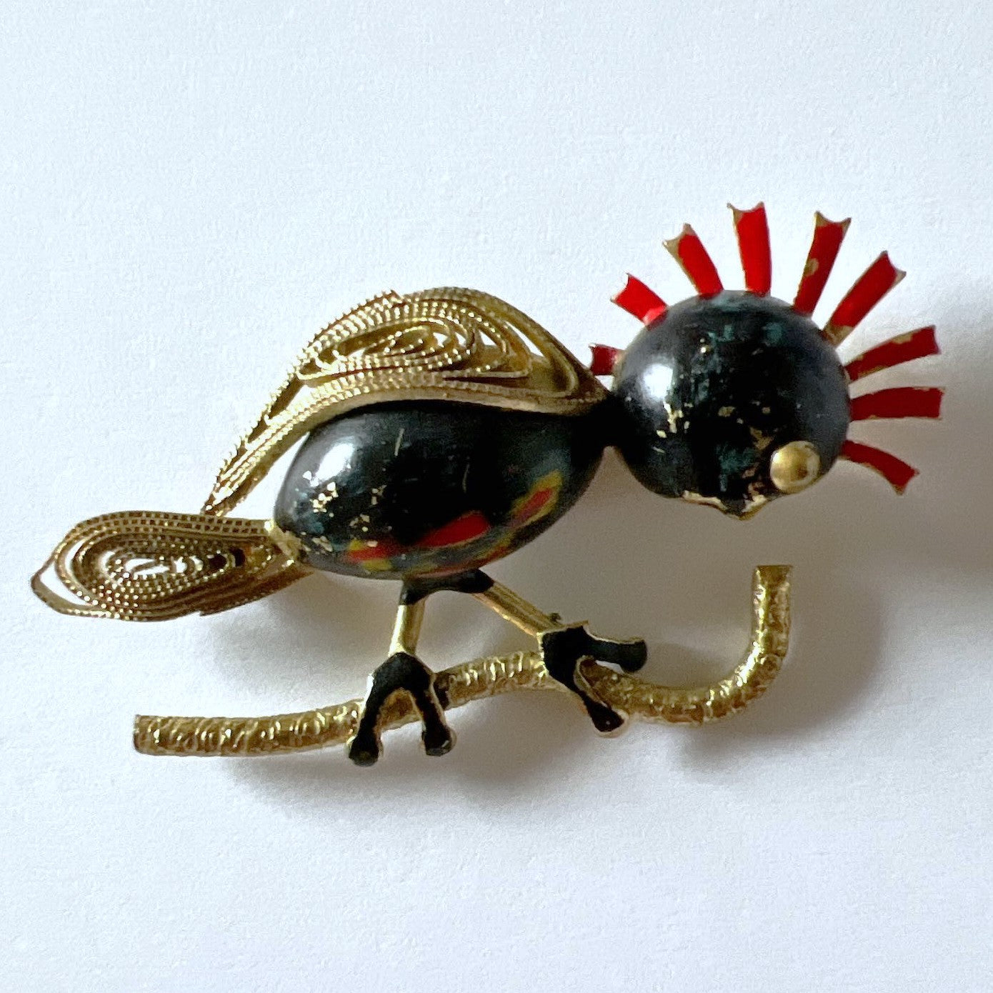 Accessory, Brooch , Cover view