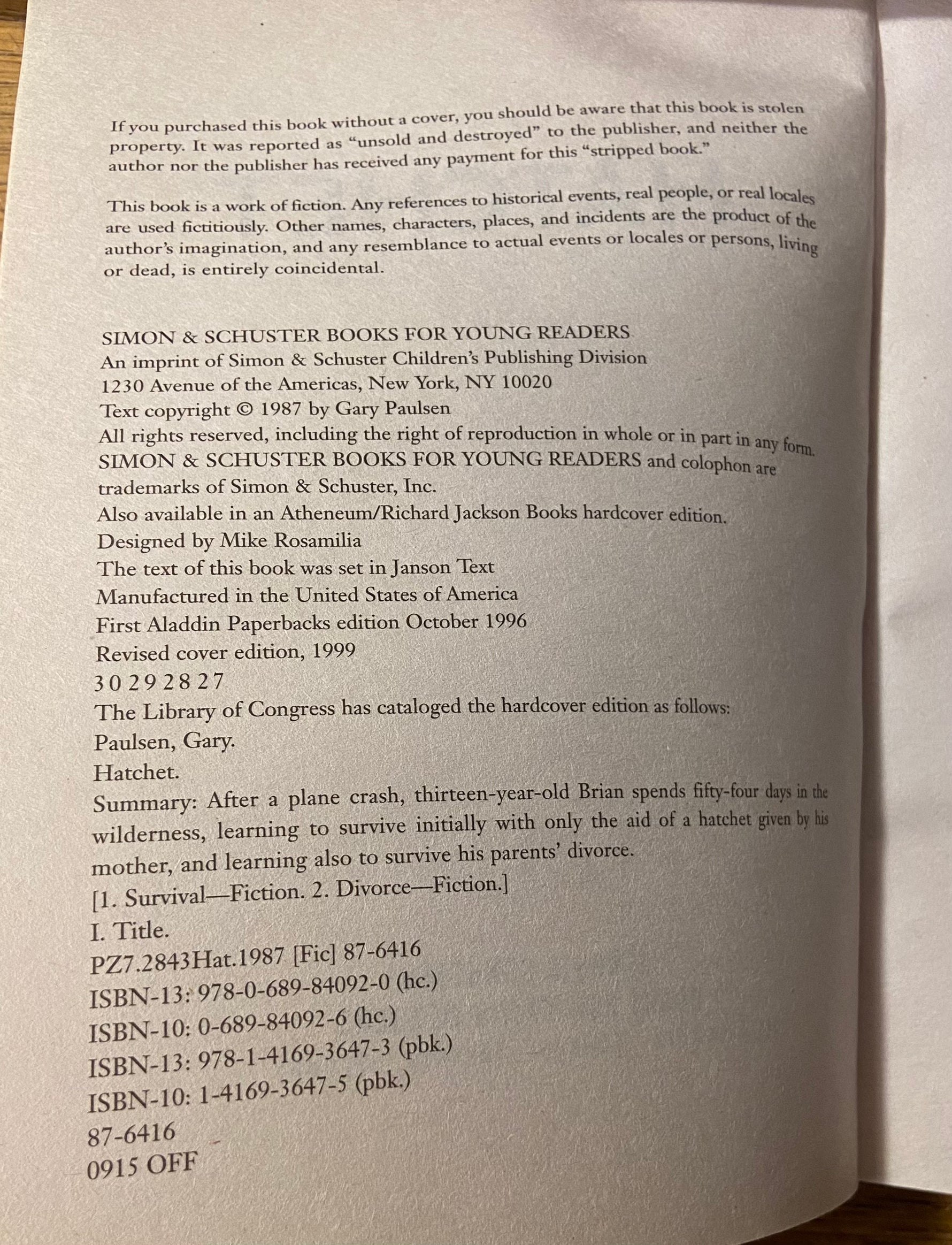 Book, Fiction, Gary Paulson, Hatchet, Inside view